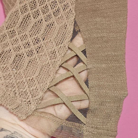 Gimmicks XS Beige Sleeveless Knit Top Lace Details V-Neck Back Cotton Blend Boho - Picture 3 of 14